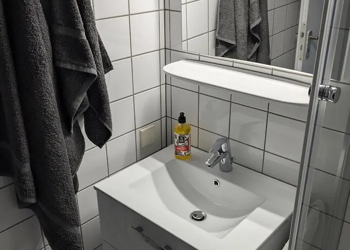 Modernes Studio-apartment Mitten Im Ruhrgebiet * 波鸿